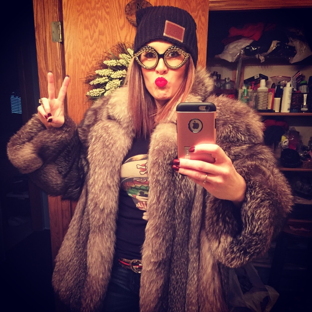 Meet your Posher, Jodi